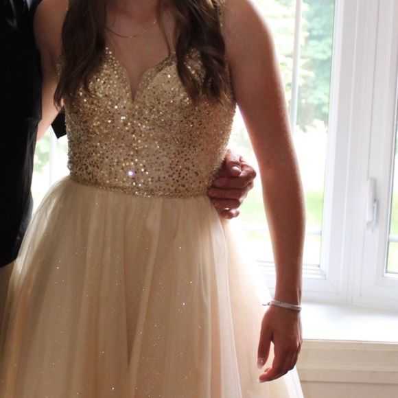 Dancing Queen size small grad/prom dress - Picture 8 of 11